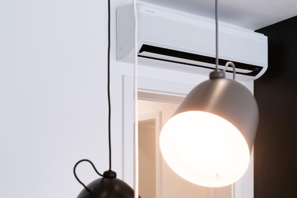 Parkside Harmony Apartment - Brünn  Kültér fotó