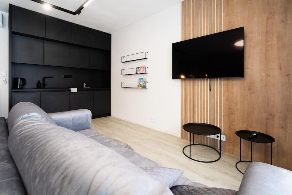Parkside Harmony Apartment - Brünn  Kültér fotó
