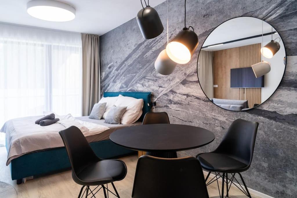 Parkside Harmony Apartment - Brünn  Kültér fotó